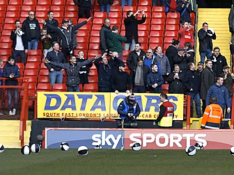 WATCH: Charlton fans protest b...