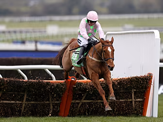 Annie Power surges to victory...