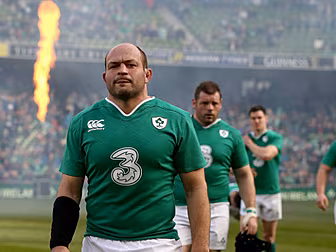 Rory Best sits out training, b...