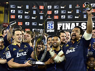 SANZAR Chief denies talks abou...