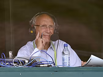 Commentating legend Barry Davi...