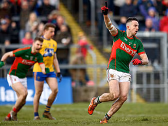 Allianz League Team of the Wee...