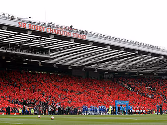 Manchester United unveil "...