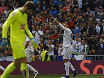CR7 breaks yet another Europea...