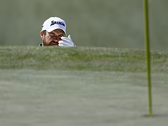 WATCH: Shane Lowry lands hole...