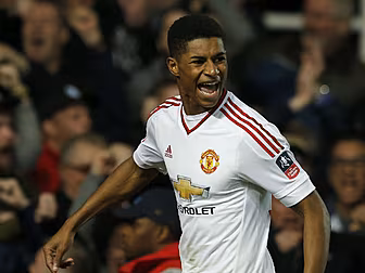 Rashford nets as Man United re...