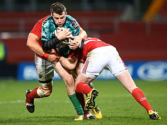 Rob Henshaw starts at full-bac...