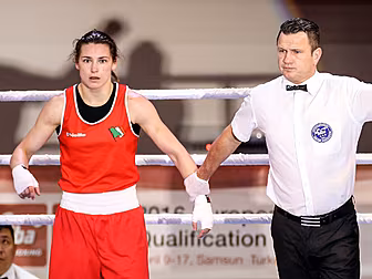 Katie Taylor loses for the fir...