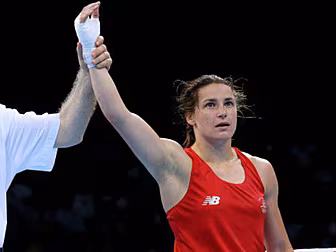 Katie Taylor cruises to victor...