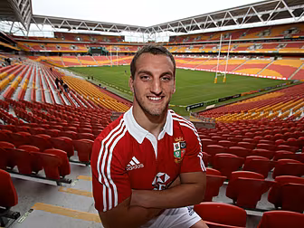 Sam Warburton wants an all-sta...