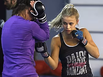 UFC star Paige VanZant drops o...