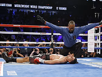 WATCH: Thunderous knockout end...