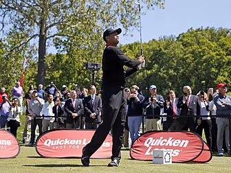 Tiger Woods still looks very r...
