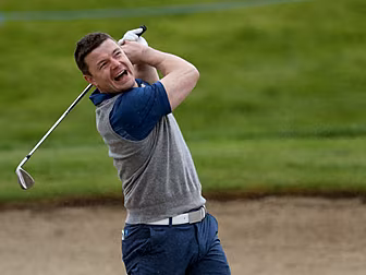 GALLERY: Stars take to the cou...