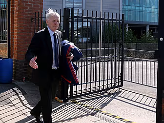 LISTEN: Manchester United lege...