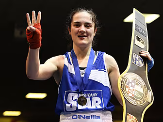 Kellie Harrington secures bron...