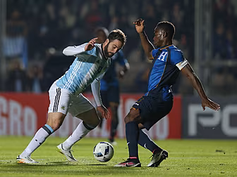 WATCH: Gonzalo Higuain scores...