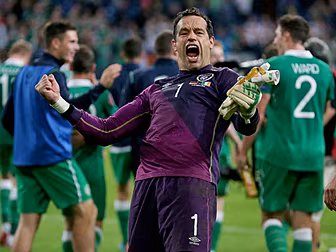David Forde can leave behind h...