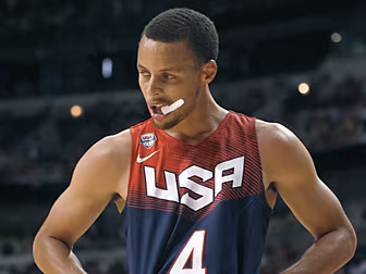 Steph Curry announces he will...