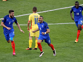 Wonder goal from Dimitri Payet...