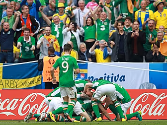 Ireland impress, but forced to...