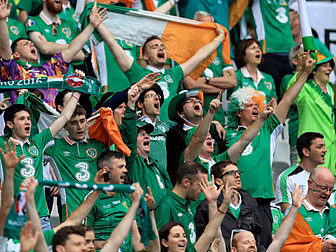 Irish fans to be given award b...