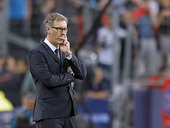 Laurent Blanc leaves Paris-Sai...