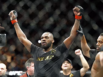Jon Jones says he expects to b...