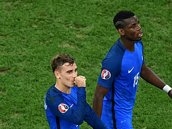 Emmanuel Petit urges Mancheste...