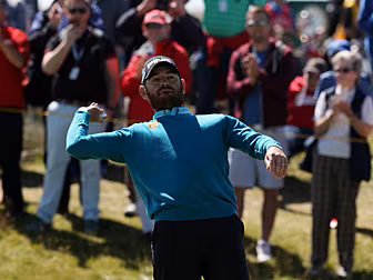 WATCH: Louis Oosthuizen shoots...
