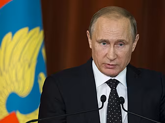 Vladimir Putin questions McLar...
