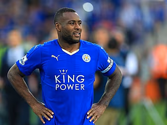 Wes Morgan staying at Leiceste...