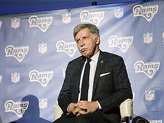 Rams fans blast owner Stan Kro...