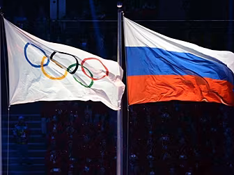 Russian athletes banned from p...