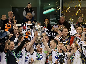 Champions Dundalk to meet Crum...