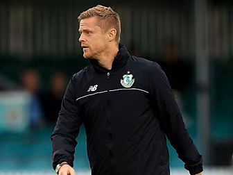 Damien Duff joins coaching sta...