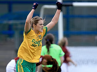 Last gasp point guides Donegal...