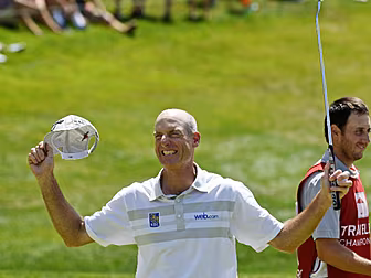 Jim Furyk makes PGA Tour histo...