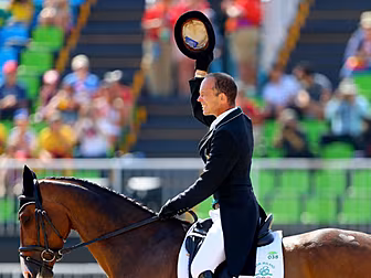 Irish eventing team well place...