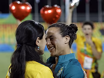 A Happy Ending: Rugby player&#...