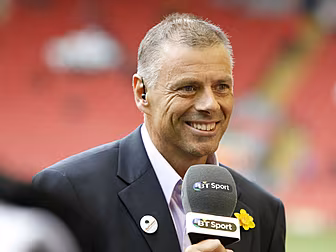 Ex-Premier League ref says he...