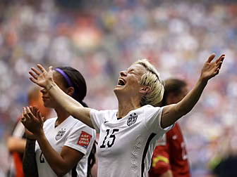 World Cup winner refuses to st...