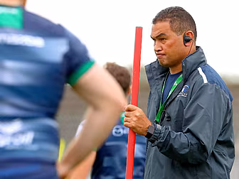 Connacht keep international tr...