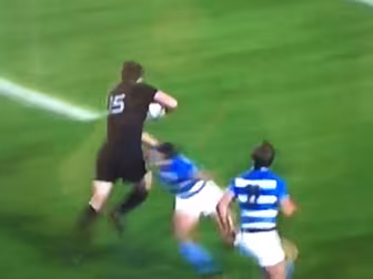 WATCH: Ben Smith cuts Argentin...