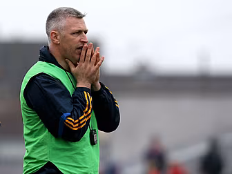 Nigel Dineen throws his hat in...
