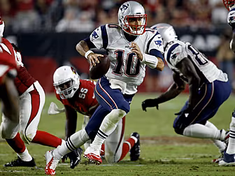 NFL Recap: Patriots shock Card...