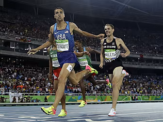 Four Paralympians beat the Oly...