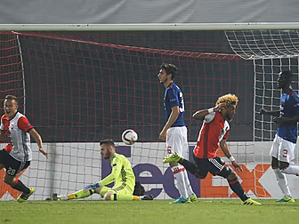 Man United slump to defeat at...