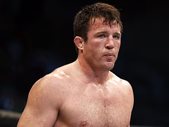 Chael Sonnen returns to the Oc...