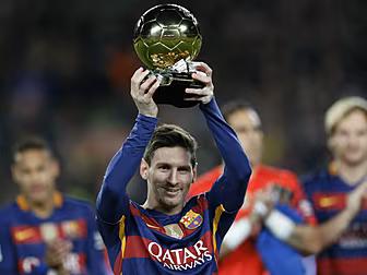 Ballon d'Or award set to r...